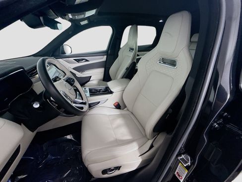 Used 2025 Jaguar F-PACE R-Dynamic S image 22