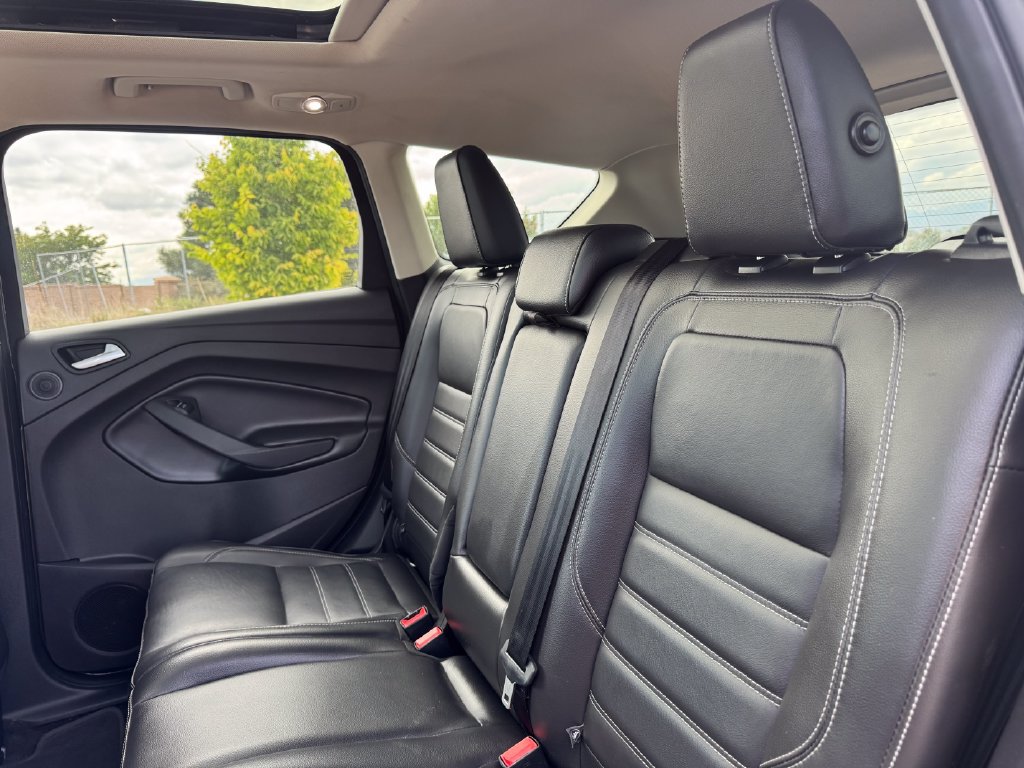 Used 2017 Ford Escape Titanium AWD/4WD image 8