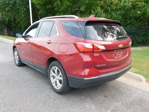 Certified 2021 Chevrolet Equinox Premier FWD image 3
