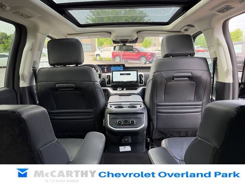 Used 2025 Ford Expedition Platinum AWD/4WD image 49