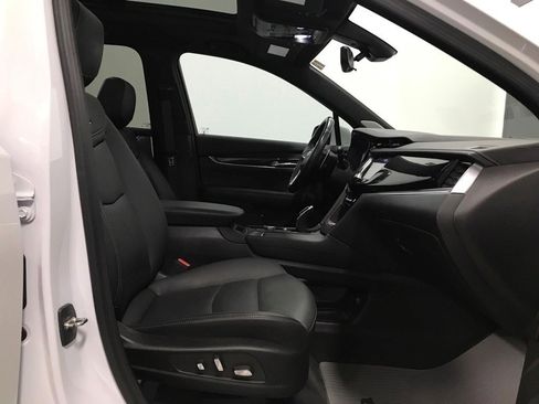 Certified 2024 Cadillac XT6 Sport w/ Technology Package image 15
