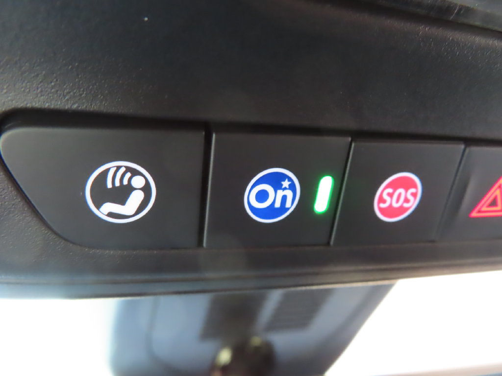 Used 2026 Chevrolet Equinox LT w/ Safety and Technology Package AWD/4WD image 15