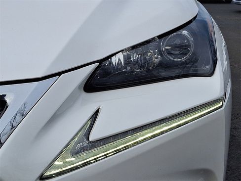 Used 2016 Lexus NX 200t 200t image 29