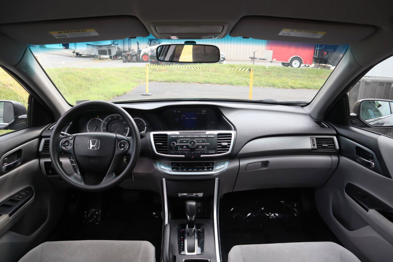 Used 2013 Honda Accord LX image 44