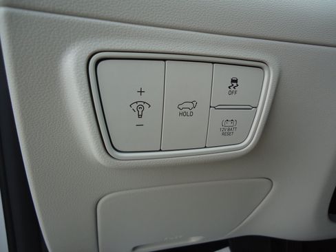 Used 2023 Hyundai Tucson Limited AWD/4WD image 15