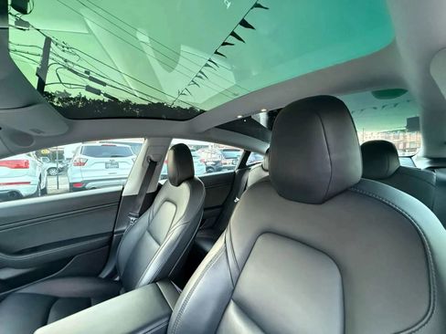 Used 2020 Tesla Model 3 Long Range image 31