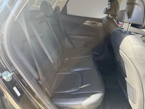 Used 2023 Kia Sportage EX FWD image 17