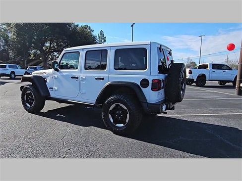 Used 2018 Jeep Wrangler Unlimited Rubicon image 27