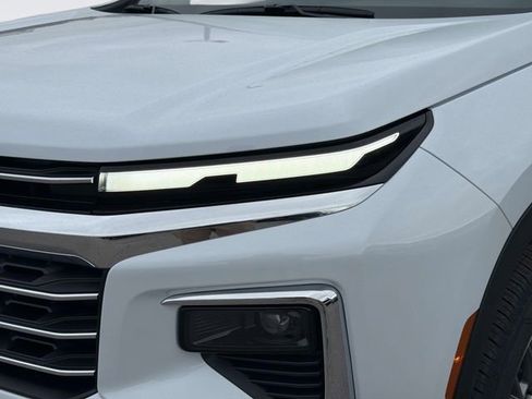 New 2026 Chevrolet Traverse LT w/ Driver Confidence Package image 9