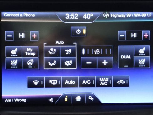 Used 2013 Lincoln MKX AWD image 17