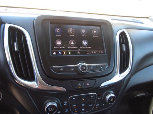 Used 2024 Chevrolet Equinox LT AWD/4WD image 19