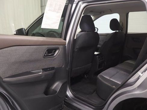 Used 2021 Nissan Rogue S image 12