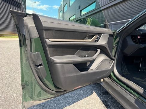 Certified 2025 Porsche Taycan Turbo S AWD/4WD image 18