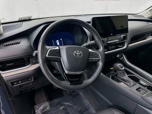 Used 2024 Toyota Grand Highlander FWD image 9