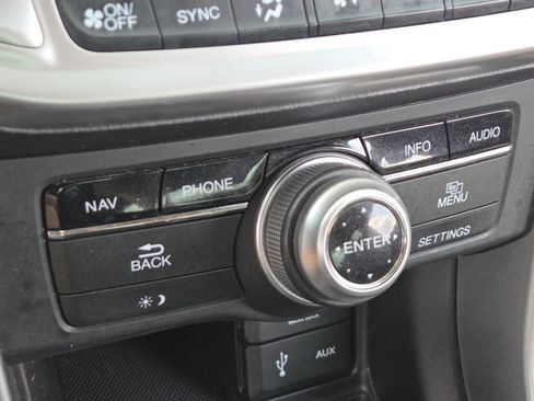 Used 2015 Honda Accord EX-L image 30