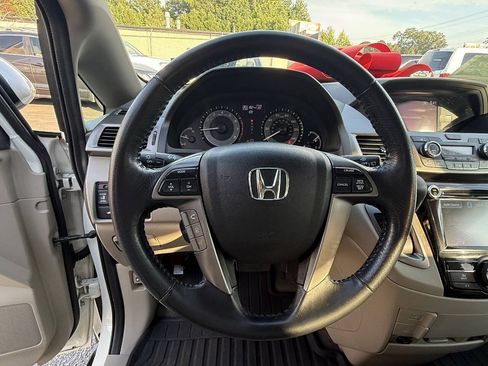 Used 2016 Honda Odyssey EX-L image 12