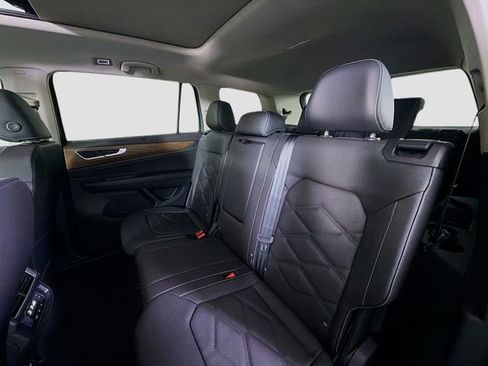 New 2026 Volkswagen Atlas SE FWD image 22