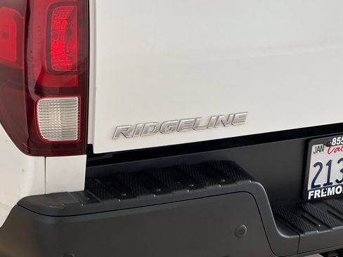 Used 2022 Honda Ridgeline RTL-E image 27