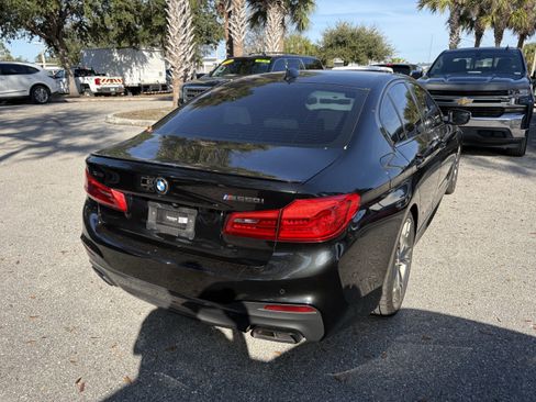 Used 2020 BMW M550i xDrive w/ Dynamic Handling Package image 7