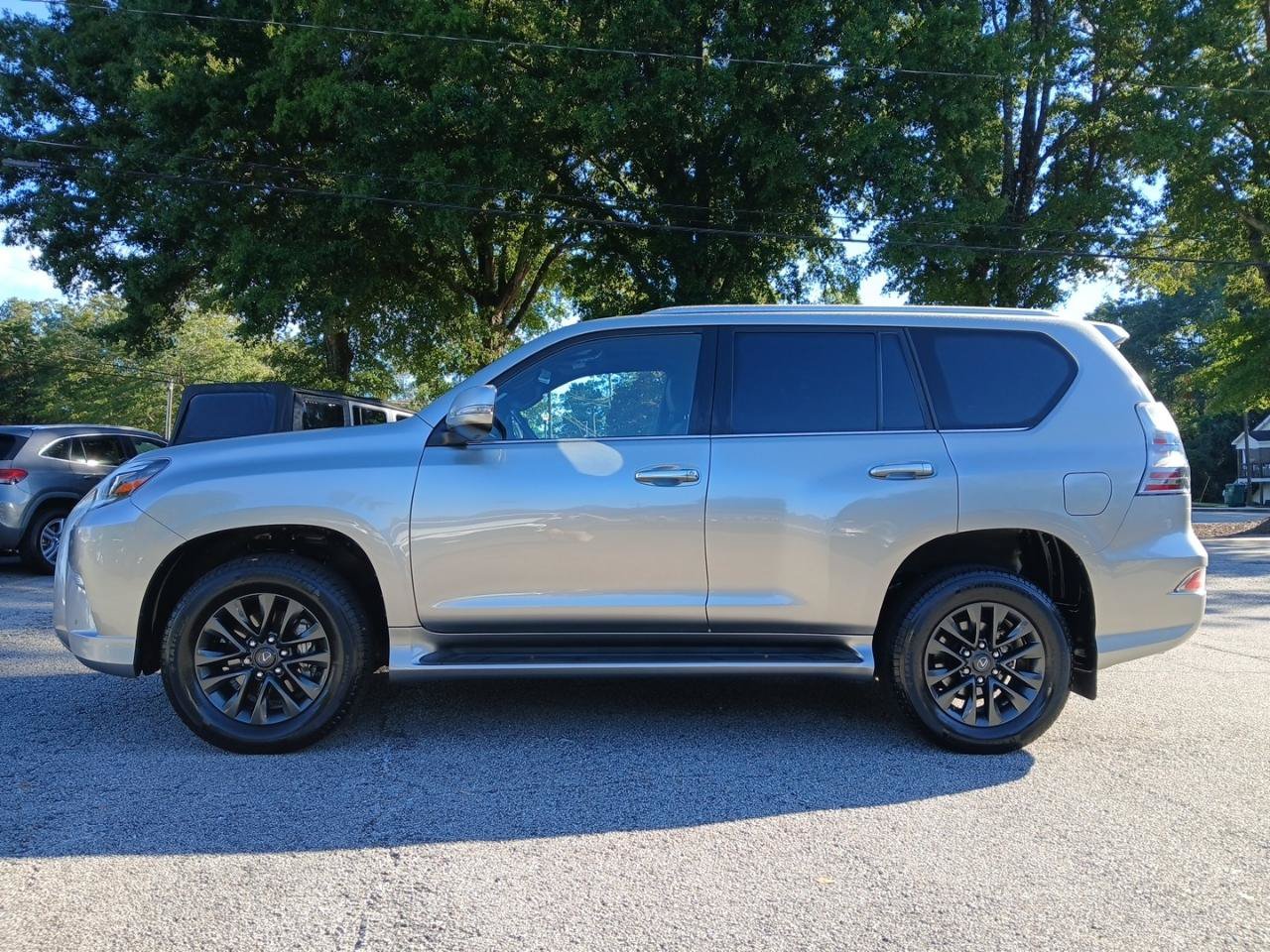 Used 2023 Lexus GX 460 Premium w/ Premium Plus Package AWD/4WD image 1