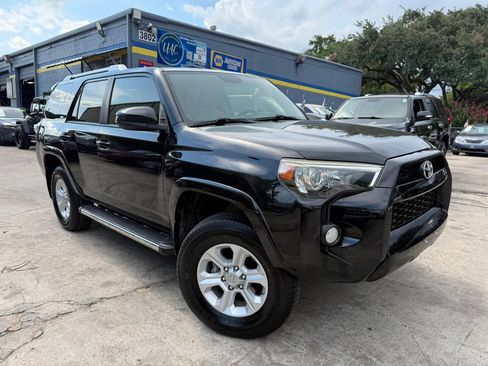 Used 2016 Toyota 4Runner SR5 RWD image 1