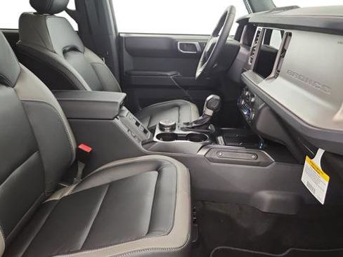 New 2025 Ford Bronco Outer Banks image 23