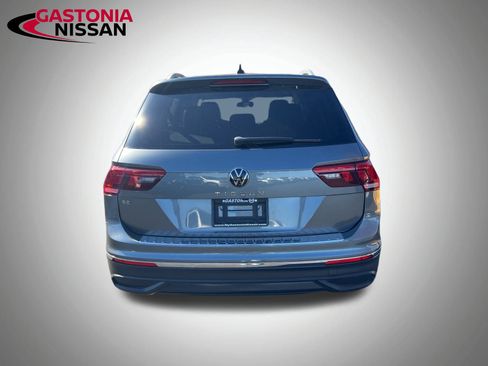 Used 2023 Volkswagen Tiguan SE image 14