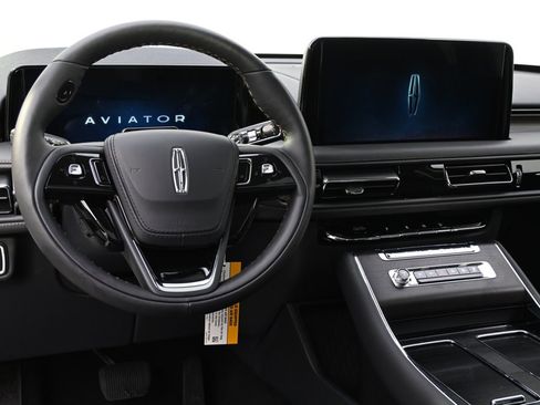 New 2026 Lincoln Aviator Reserve image 12