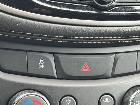 Used 2021 Chevrolet Trax LS w/ Tint and Cruise Package image 17