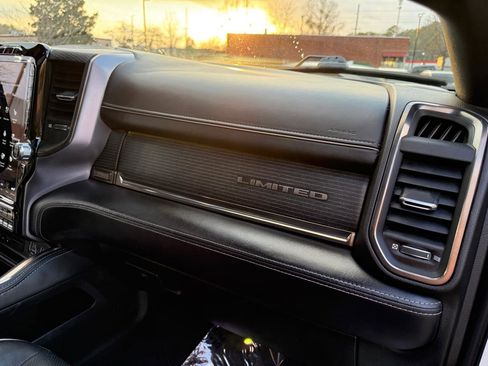 Used 2019 RAM 3500 Limited image 34