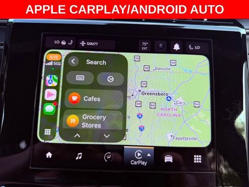 Used 2023 Jeep Grand Cherokee Altitude RWD image 9