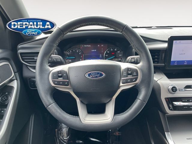 Used 2024 Ford Explorer XLT w/ Equipment Group 202A AWD/4WD image 15