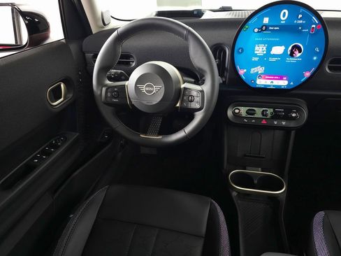 Used 2025 MINI Cooper S FWD image 18