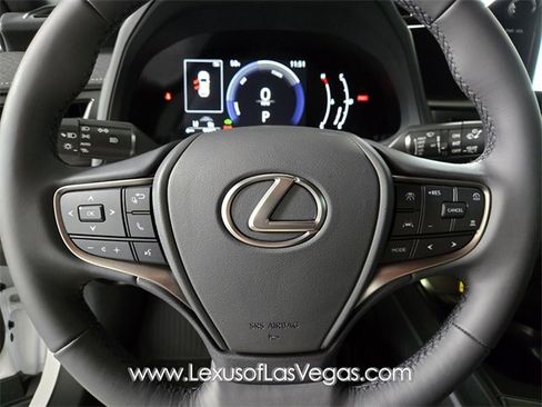 New 2026 Lexus UX 300h FWD image 17