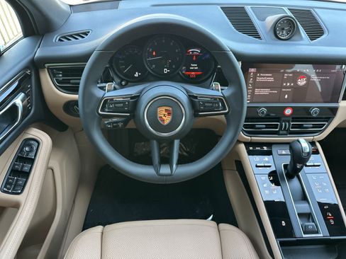 New 2026 Porsche Macan AWD/4WD image 15