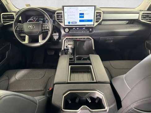 Used 2022 Toyota Tundra SR5 w/ SR5 Premium Package AWD/4WD image 22