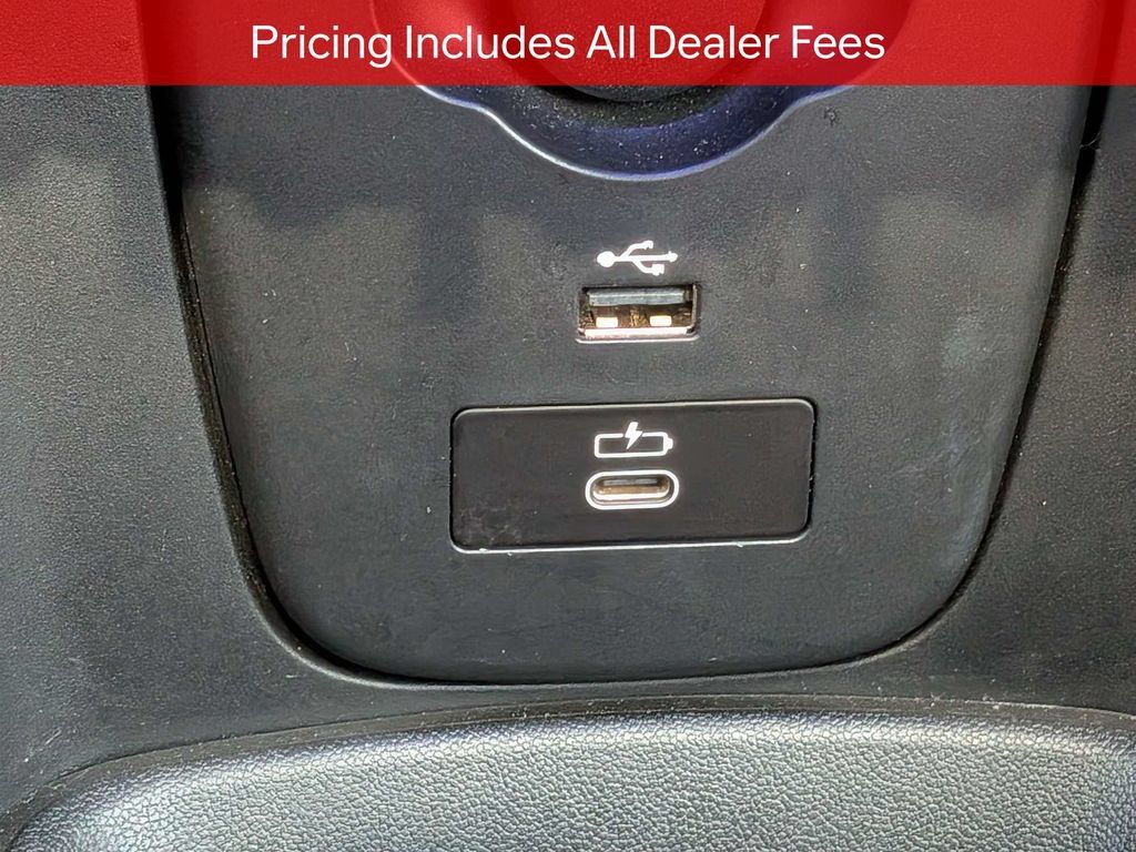 Used 2023 MINI Cooper SE FWD image 24