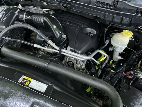 Used 2017 RAM 1500 Laramie w/ Convenience Group AWD/4WD image 19
