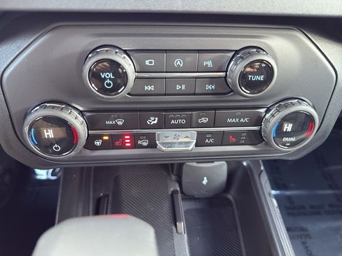 New 2025 Ford Bronco Outer Banks AWD/4WD image 23