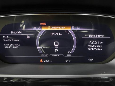 Used 2021 Audi e-tron Premium w/ Convenience Plus Package image 31