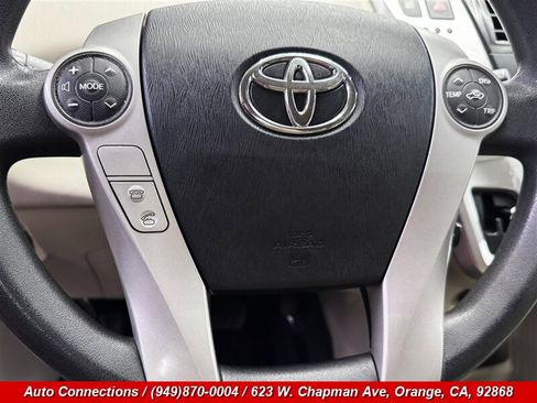 Used 2014 Toyota Prius V Two image 13