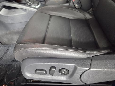 Used 2016 Volkswagen Eos Komfort FWD image 11