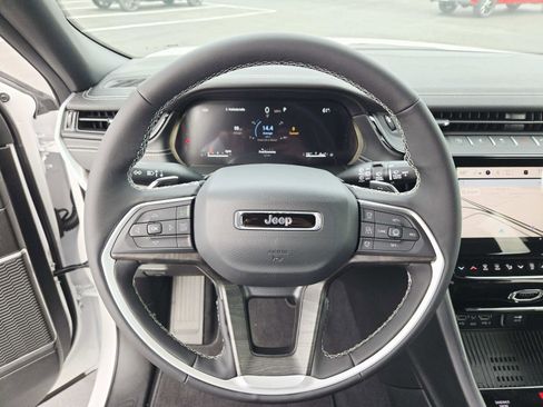 New 2026 Jeep Grand Cherokee Limited Reserve image 19