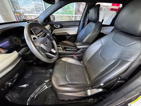 Used 2023 Jeep Compass Limited AWD/4WD image 18