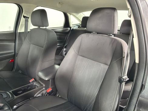 Used 2016 Ford Focus SE image 11
