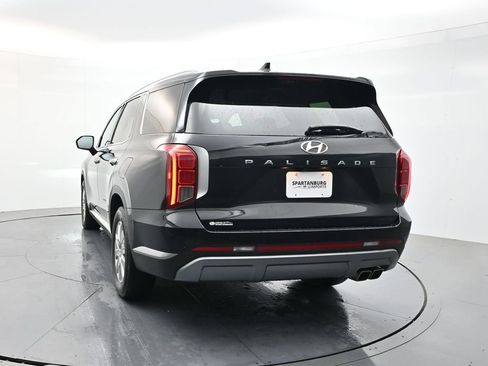 Used 2025 Hyundai Palisade SEL FWD image 6