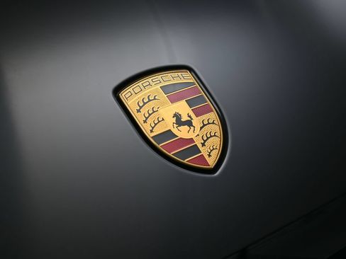 Certified 2026 Porsche Macan AWD/4WD image 13