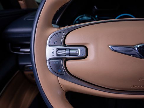 Used 2023 Genesis GV80 3.5T w/ Prestige Matte Package image 22