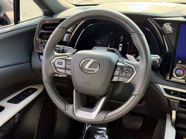 Used 2025 Lexus RX 350 Premium w/ Convenience Package AWD/4WD image 17