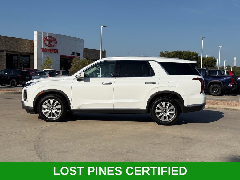 Used 2025 Hyundai Palisade SEL FWD image 2